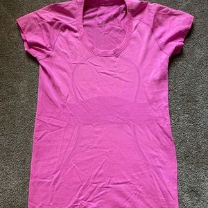 Lululemon short sleeve top